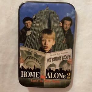 Vintage 1992 HOME ALONE 2 LOST IN NEW YORK Promo Pin Button